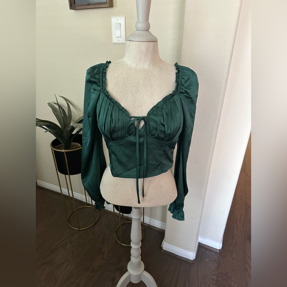 Forever 21 Satin Of the Shoulder Top Size L